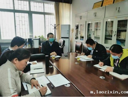 院长谷建全到文学研究所党支部指导组织生活会和党员民主评议工作