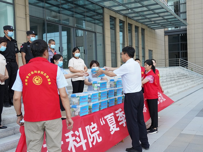 1658806077113728.jpg 12.jpg